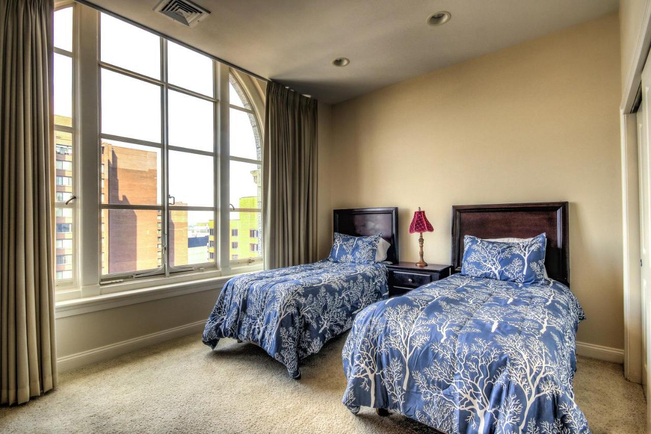 Chase Penthouse At 39 West Baltimore Inner Harbor Convention Center Free Indoor Parking One And Two Bedrooms ภายนอก รูปภาพ