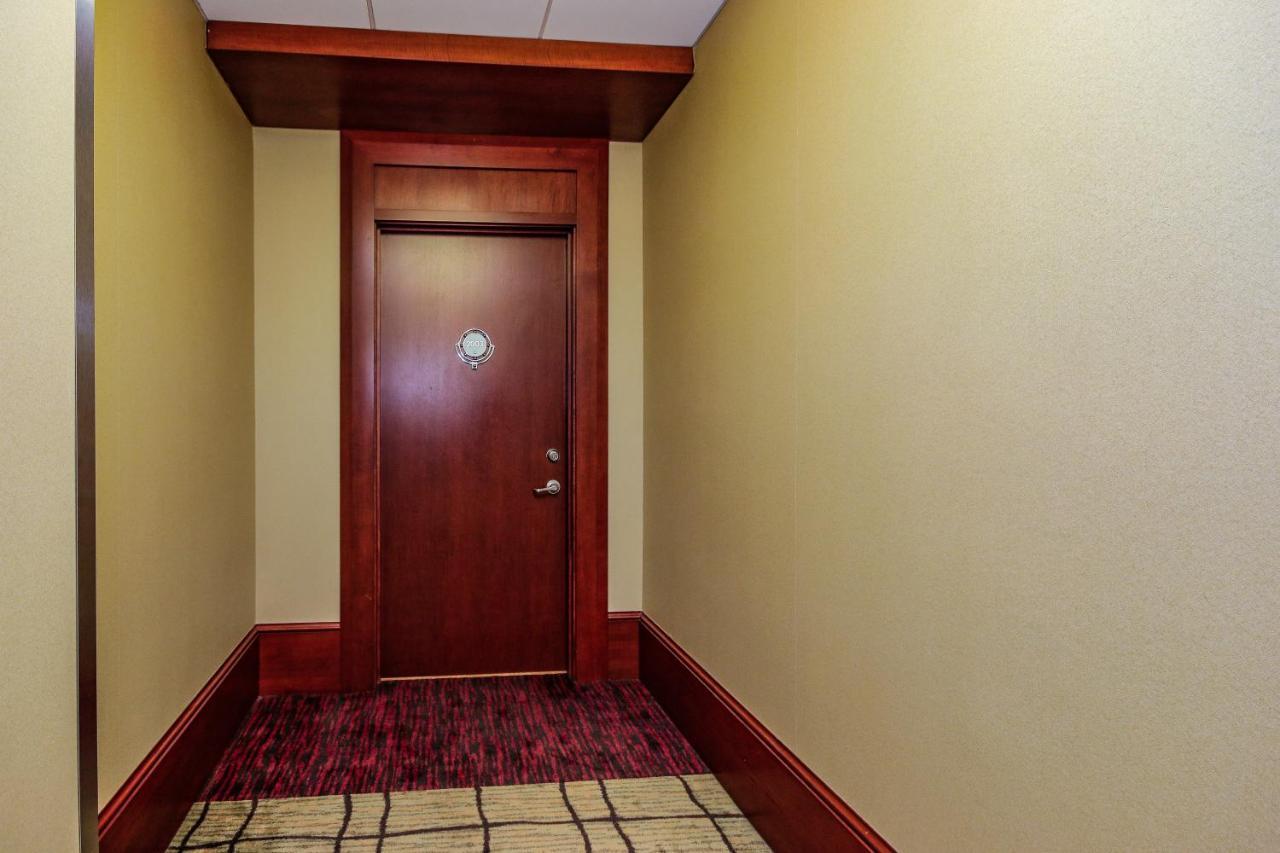 Chase Penthouse At 39 West Baltimore Inner Harbor Convention Center Free Indoor Parking One And Two Bedrooms ภายนอก รูปภาพ