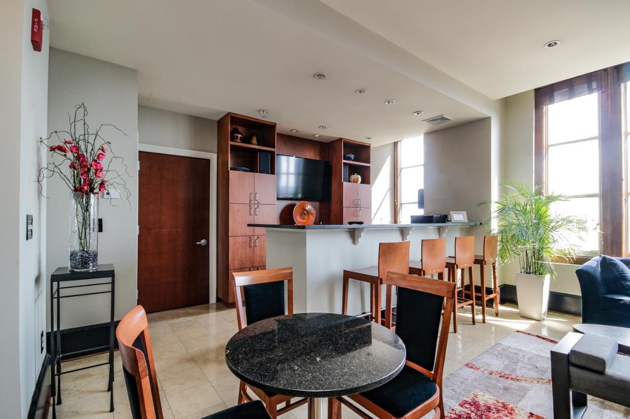 Chase Penthouse At 39 West Baltimore Inner Harbor Convention Center Free Indoor Parking One And Two Bedrooms ภายนอก รูปภาพ