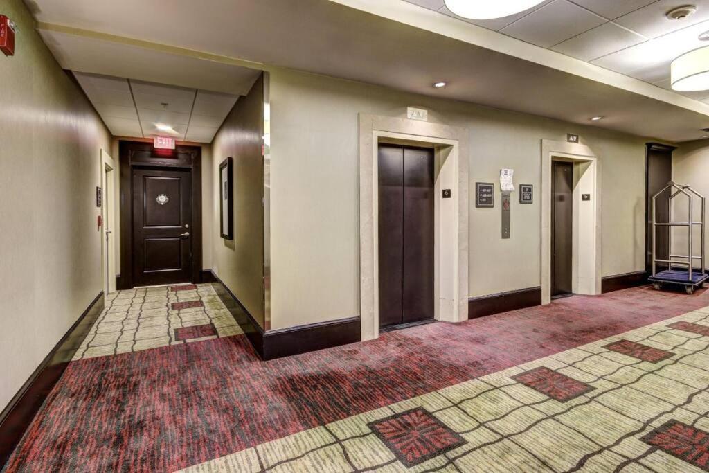 Chase Penthouse At 39 West Baltimore Inner Harbor Convention Center Free Indoor Parking One And Two Bedrooms ภายนอก รูปภาพ